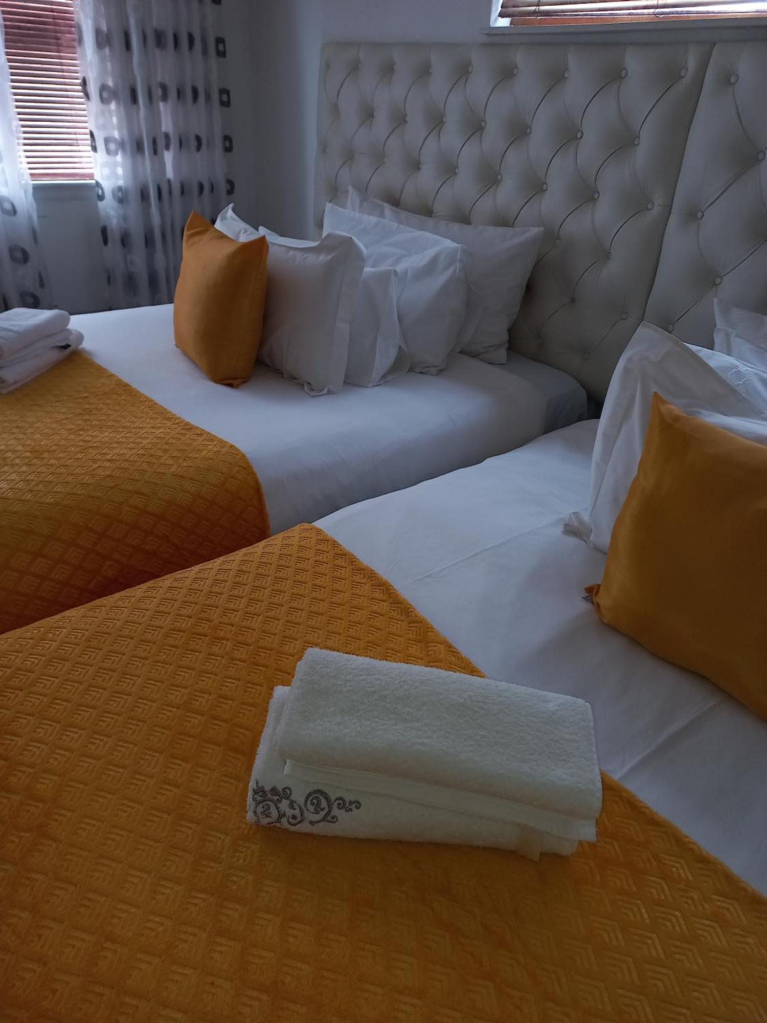 Turning Point Bed & Breakfast Кейптаун Екстериор снимка